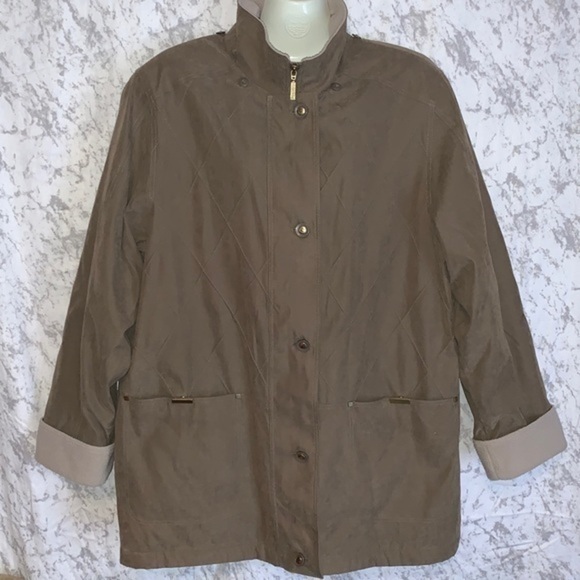 BEIGE MICRO SUEDE FULL ZIP FULLY LINED WINTER LADIES WINTER COAT WHITE STAG LG - Picture 1 of 10